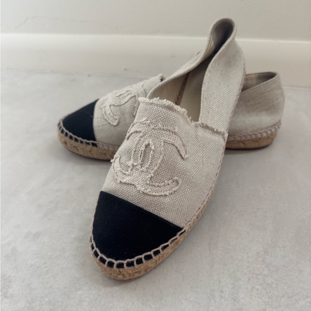 CHANEL Canvas Espadrilles, Lambskin insoles - Picture 11 of 14